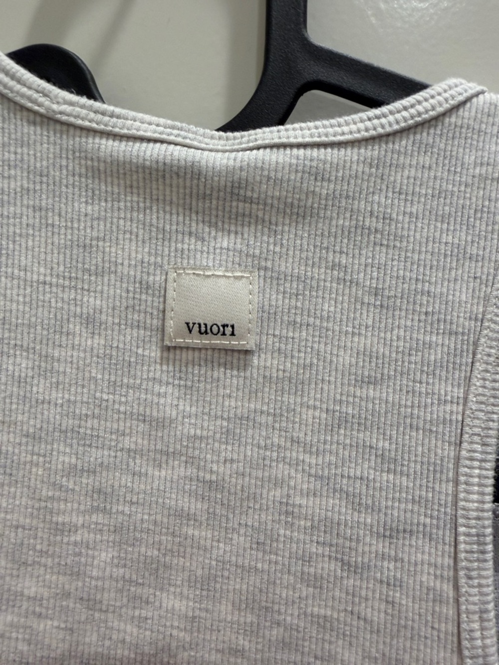 Vuori White Ribbed Racerback Tank - Picture 2 of 4